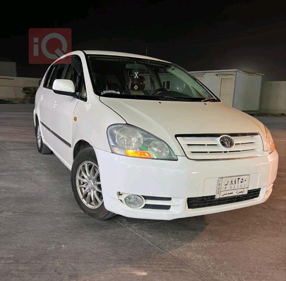 تويوتا إبسم